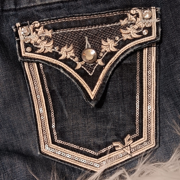 Custom Y2K Vigoss fur shorts - Picture 2 of 7